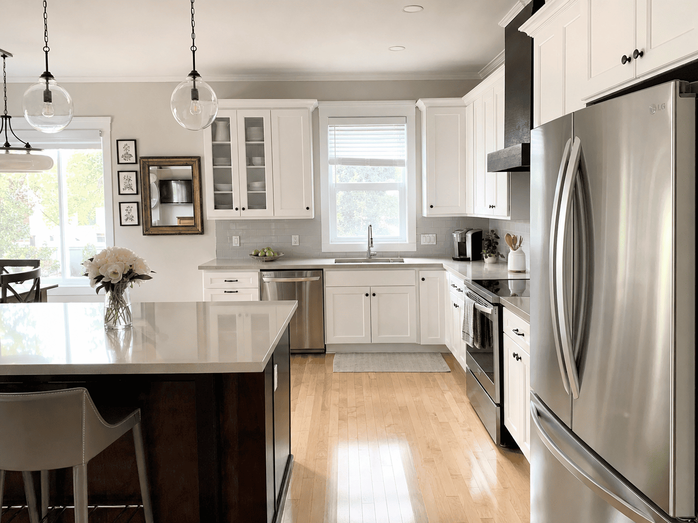 Kitchen cleaned by RS CLEANING CO